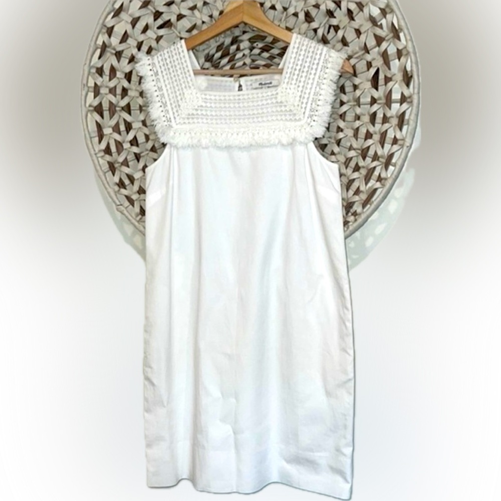 NWOT Maxwell White Summer Shift Dress